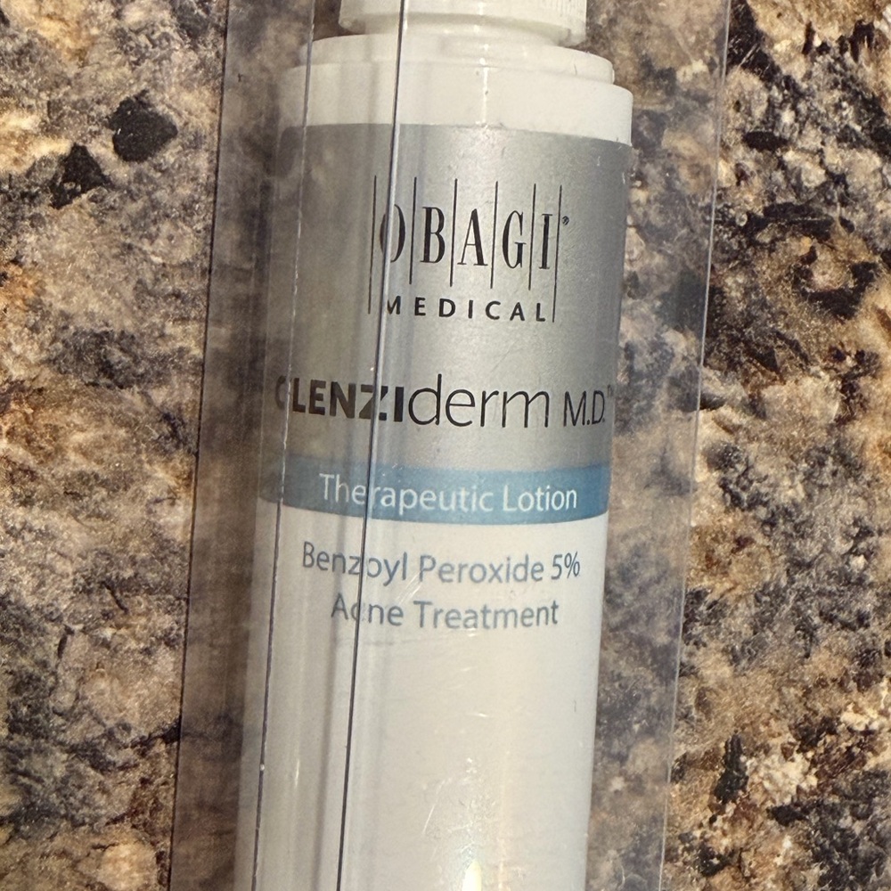 Obagi CLENZIderm M.D. Therapeutic Lotion White and Silver